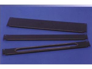 Triton Záslepka 3U- BK