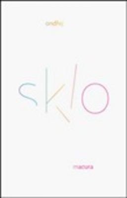 Sklo