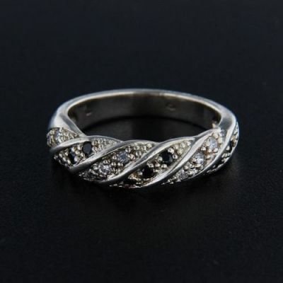 Stříbrný prsten R167