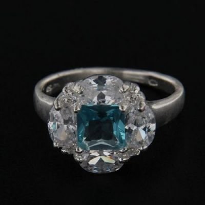 Stříbrný prsten R207