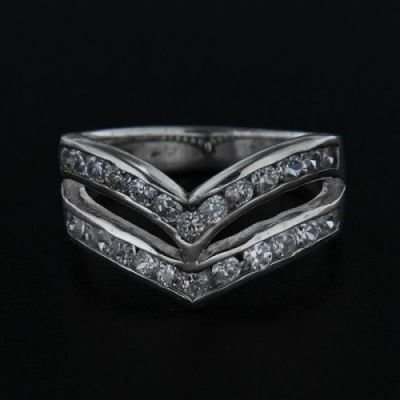 Stříbrný prsten R205