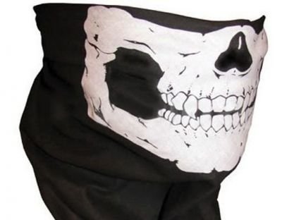 Nákrčník, obličejová maska lebka