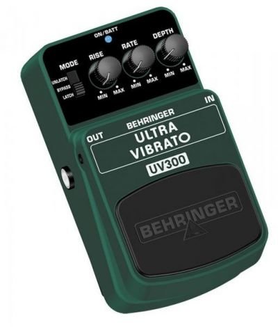 Behringer UV 300