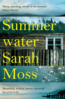 Summerwater (Moss Sarah)(Paperback / softback)