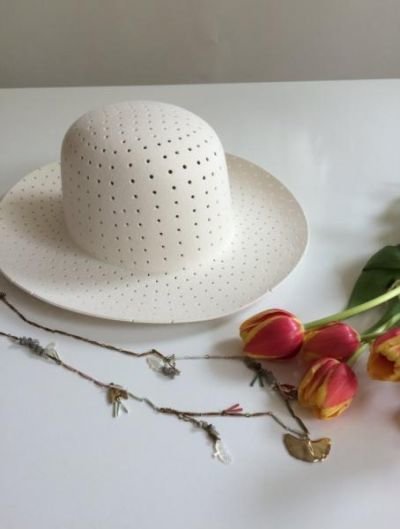 LADA fashion Klobouk HAT 1005 White 56