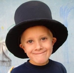 POHÁDKOVÁ ČEPIČKA KOUZELNÍK