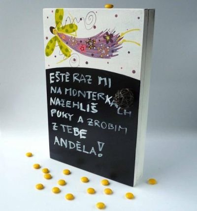 POZNÁMKOVÁ SKŘÍŇKA NA KLÍČE - BÍLÁ S ANDĚLEM