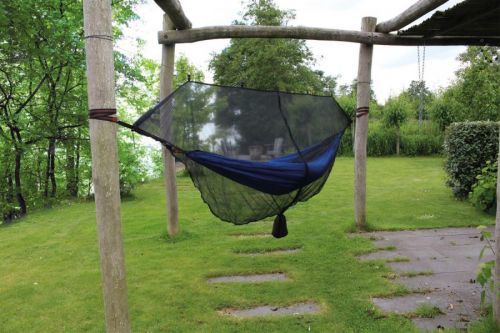 TravelSafe moskytiéra přes hamaku Hammock Bug Net