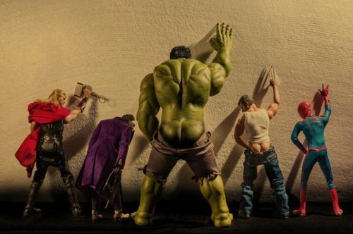 Plakát MARVEL čůrání :)