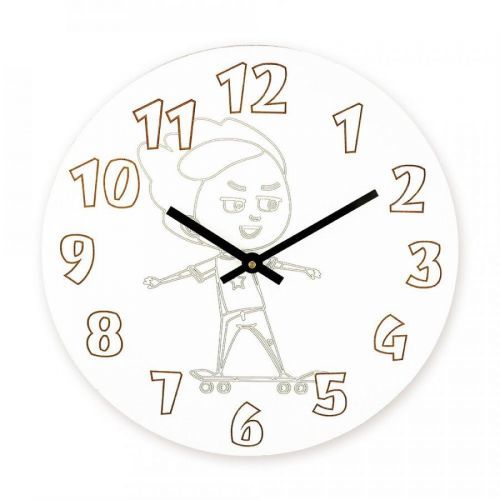 Originální dřevěné nástěnné hodiny Tayde s dětskými motivy k DIY vybarvení. Voskovky jsou součástí balení. Pro vybarvení jsou také vhodné temperové barvy nebo lihové fixy (nejsou s Nástěnné hodiny Tayde