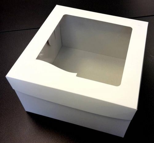 Dortová krabice bílá čtvercová s okénkem (31,7 x 31,7 x 19,5 cm) WR2 dortis