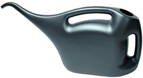 Konev univerzální plastová, objem 8.5 litru, zahnutá hubice