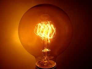 Žárovka Selred G95-T15 60W E27