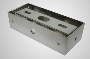 Nástěnný úchyt pro koupelnová svítidla