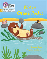 Not in Otter's Pocket! - Phase 5 (Senior Suzanne)(Paperback / softback)