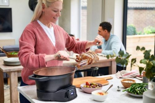 Russell Hobbs multifunkční hrnec 28270-56 Good To Go Multi Cooker