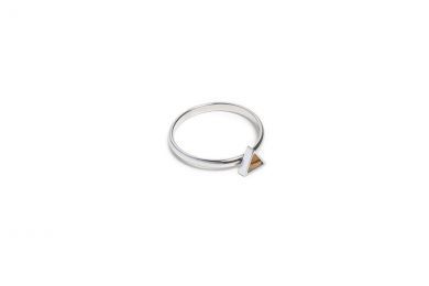 Lini Triangle Ring 57