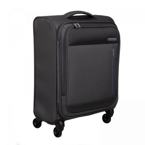 Černý cestovní kufr malý