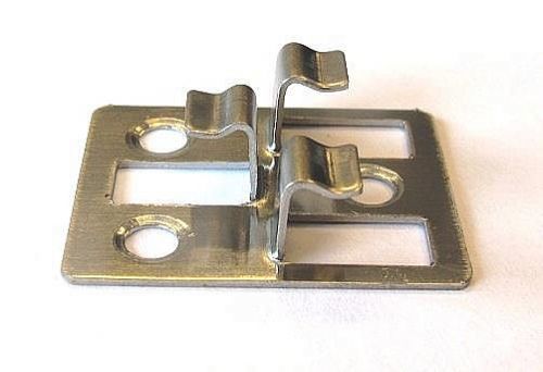 Montážní spona UNVOC NEREZ balení 50 ks