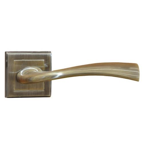 Klika rozeta hranatá Forza patina