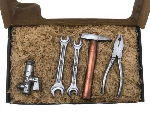 Čokoládové nářadí - Sada nářadí s kladivem č. 9 - Čokolandia