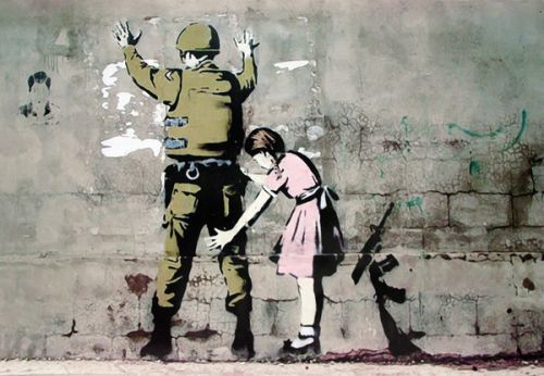 CLOSE UP Plakát, Obraz - Banksy street art - Graffiti Voják a dívka, (59 x 42 cm)