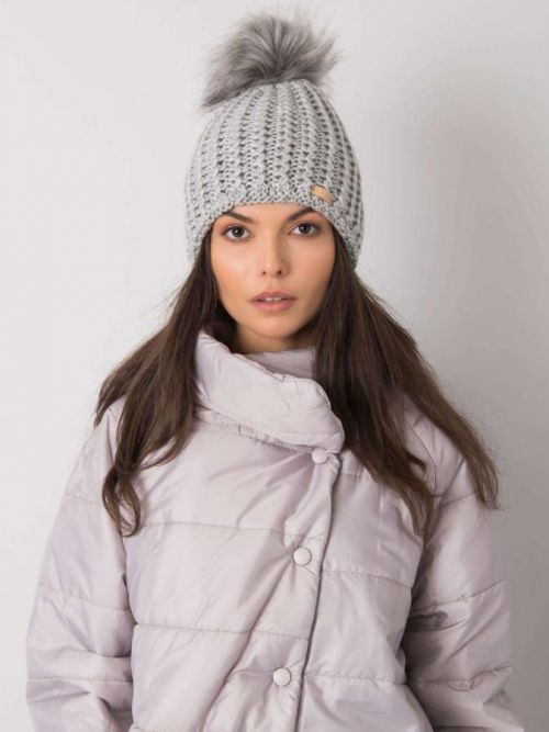 ŠEDÁ PLETENÁ ČEPICE JK-CZ-33.17-GREY Velikost: ONE SIZE