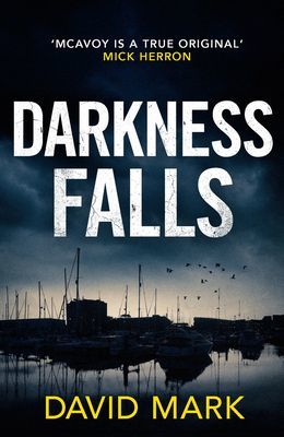Darkness Falls (Mark David)(Paperback / softback)