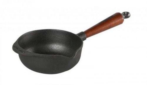 Skeppshult litinový rendlík (S0027) 17,5 cm, dřevěná rukojeť