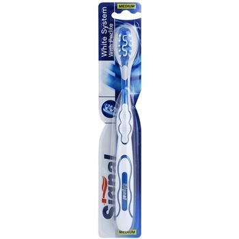 Signal White System zubní kartáček medium