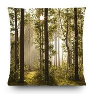 DEKORAČNÍ POLŠTÁŘEK LES