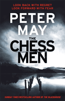 Chessmen (May Peter)(Paperback / softback)