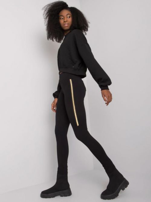 ČERNÉ LEGÍNY BRUNA SE ZLATÝM PRUHEM NA STEHNI RV-LG-7368.08P-BLACK Velikost: S/M