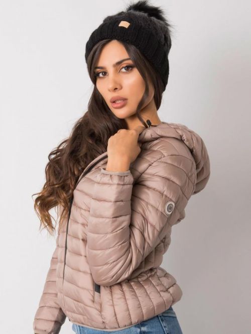 ČERNÁ ČEPICE S CHLUPATOU BAMBULÍ -JK-CZ-26.23X-BLACK Velikost: ONE SIZE