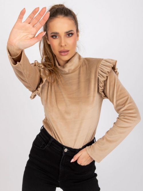 BÉŽOVÁ VELUROVÁ HALENKA EUGENE S VOLÁNY A STOJÁČKEM -DHJ-BZ-6533B.85-BEIGE Velikost: ONE SIZE