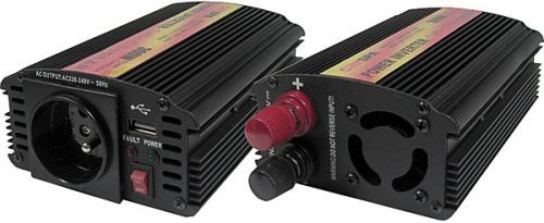 Měnič napětí Carspa CAR300U-12 12V/230V+USB 300W, modifikovaná sinus