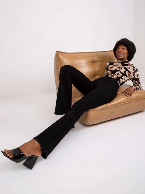 ČERNO-BÉŽOVÁ VELUROVÁ HALENKA CORNELIA S KVĚTY DHJ-BZ-N6118.36-BLACK-BEIGE Velikost: ONE SIZE