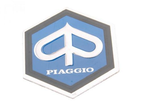 CIF Znak Piaggio 25x30mm k nalepení, Vespa PX, PE 80, 125, 200 36363