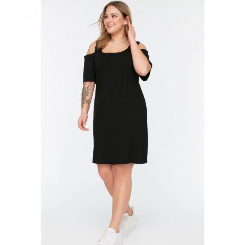 Trendyol Curve Black Cutout Detailed Knitted Dress