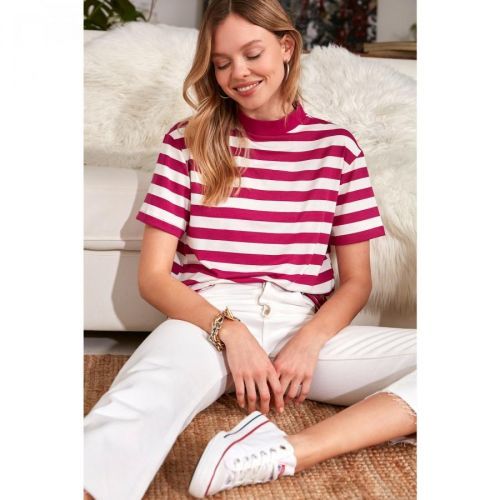 Trendyol Pink Basic Stand Up Collar Knitted T-Shirt