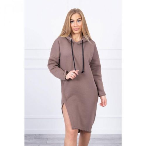 Dress with a hood and a slit on the side mocca