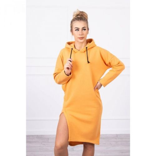 Dress with a hood and a slit on the side peach