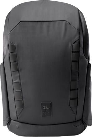 Gomatic Peter McKinnon Everyday Daypack 25L PMPLADG-BLK-01