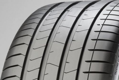 Pirelli P-ZERO (PZ4) L.S. XL 235/40 R20 96V