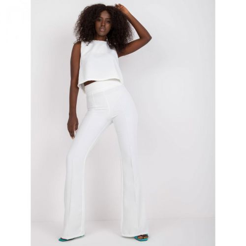 Ecru ladies elegant set with a binding on the back