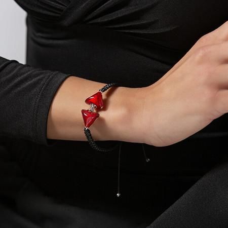 Lampglas Svůdný náramek Double Red Triangle s 24karátovým zlatem v perlách BTA-D-4