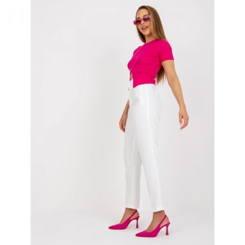 Elegant white trousers made of a fabric with a viscose