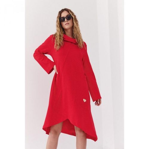 A trapezoidal red dress with a wide turtleneck