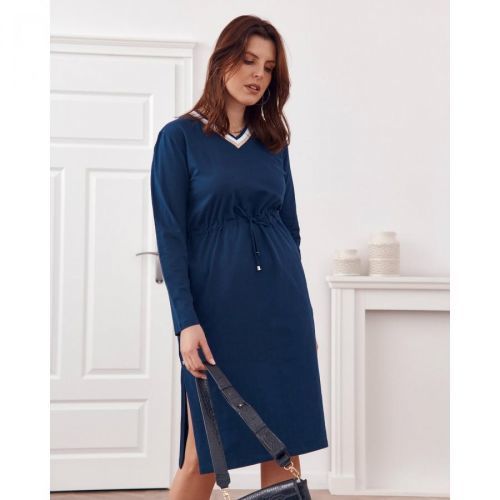 Plus Size dress tied at the waist in navy blue