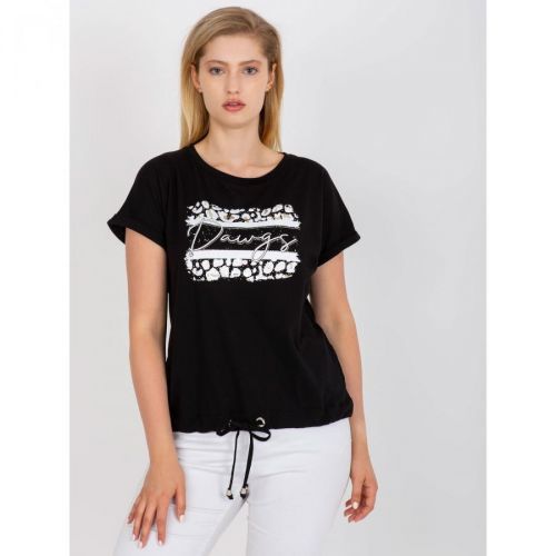 Black plus size t-shirt with a print and an appliqué